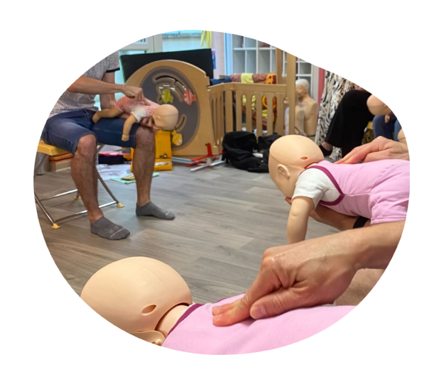 Initiation gestes de 1er secours en crèche